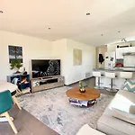 Villa Syagrus - Easy Nice