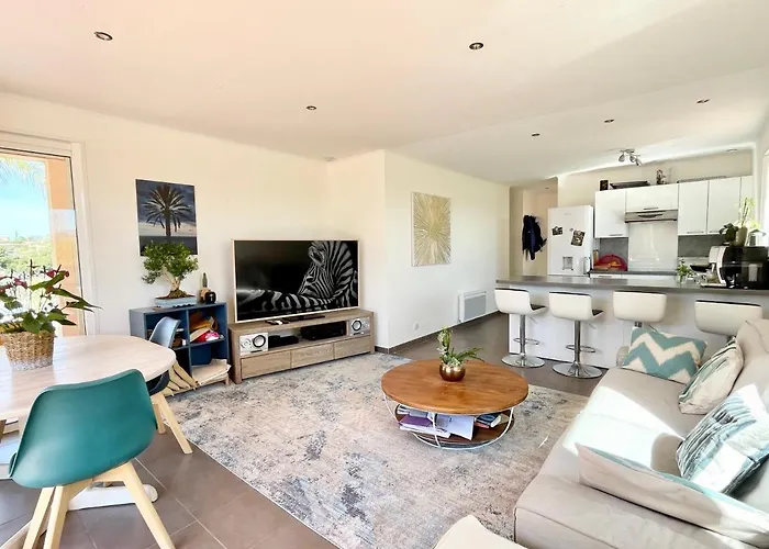 Villa Syagrus - Easy Nice