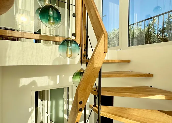 Syagrus - Easy * Νίκαια