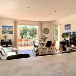 Syagrus - Easy Villa Nice