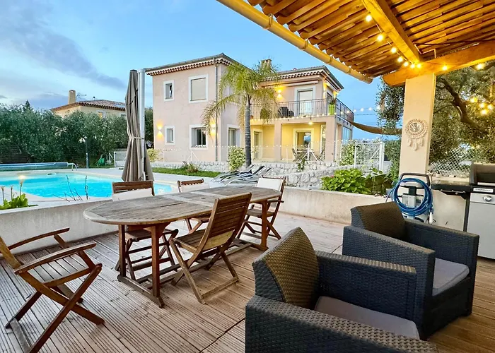 Syagrus - Easy Vila Nice